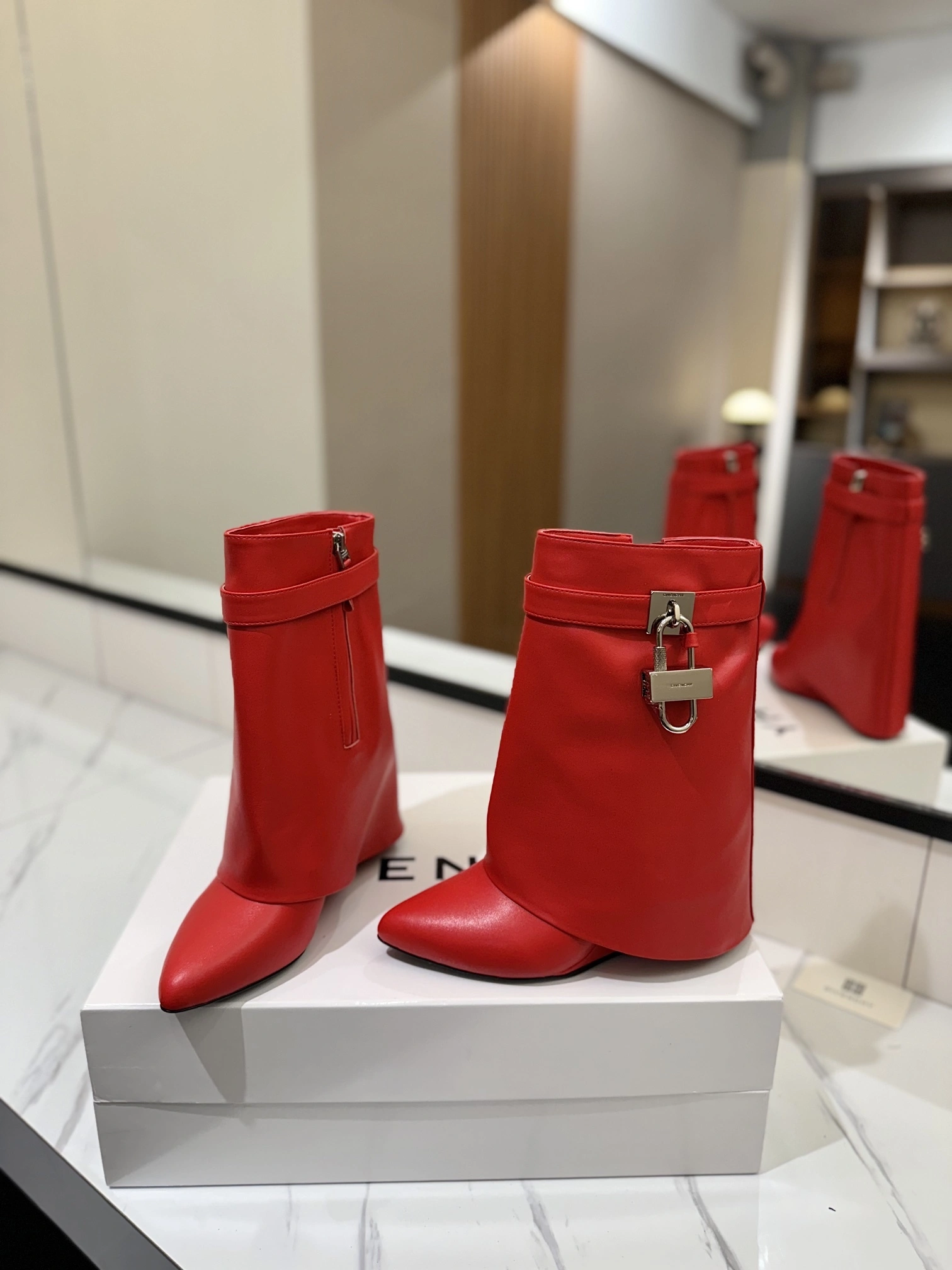 COCO-- 6iv593hy BE603KE0YP-600 Calfskin Heel height：8.5CM item:D-X555L1162